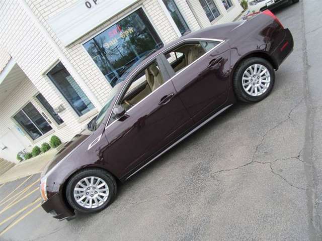 2010 Cadillac CTS AWD 3.0L V6 Luxury 4dr Sedan